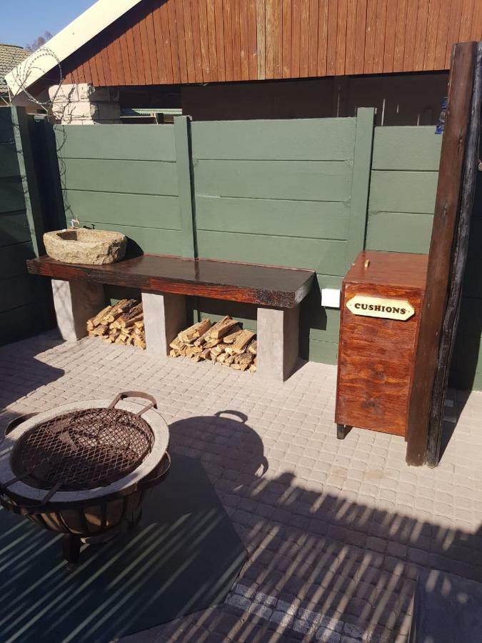 Imperani Guesthouse Ficksburg Eksteriør bilde